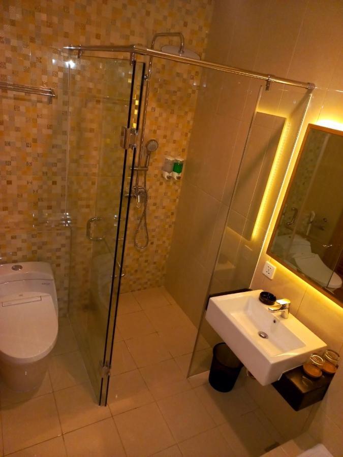 Unuma Hotel Jacarta Exterior foto