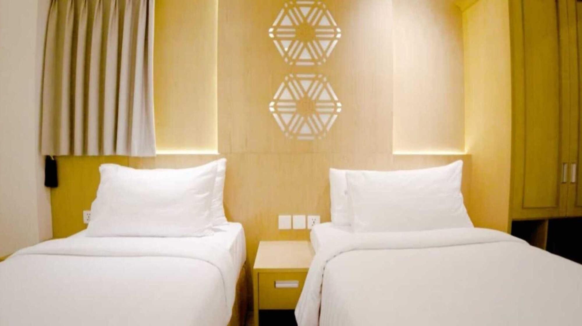 Unuma Hotel Jacarta Exterior foto